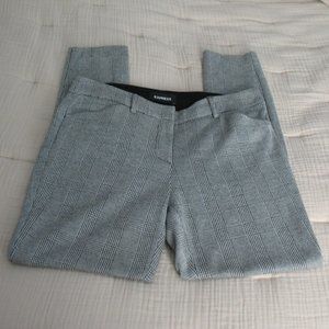 Black & White Mid-rise Skinny Pants